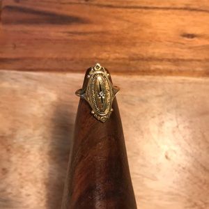 Vintage Avon ring